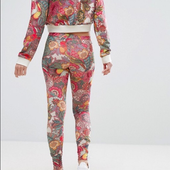 adidas ORIGINALS FARM FUGIPRABALI TIGHTS Sz Medium - Picture 3 of 4